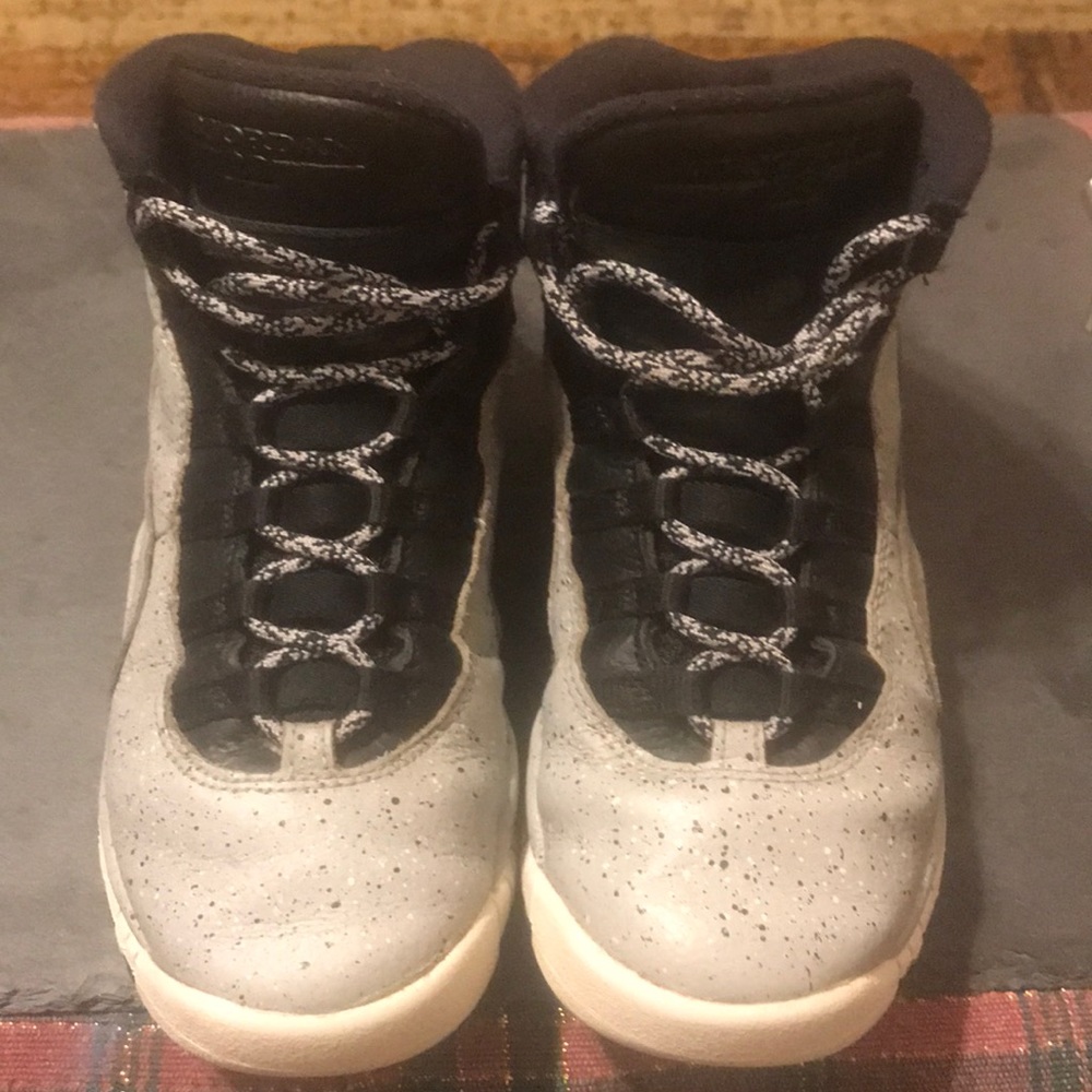 Youth 4.5 Nike Air Jordan 10 Retro GS 'Cement